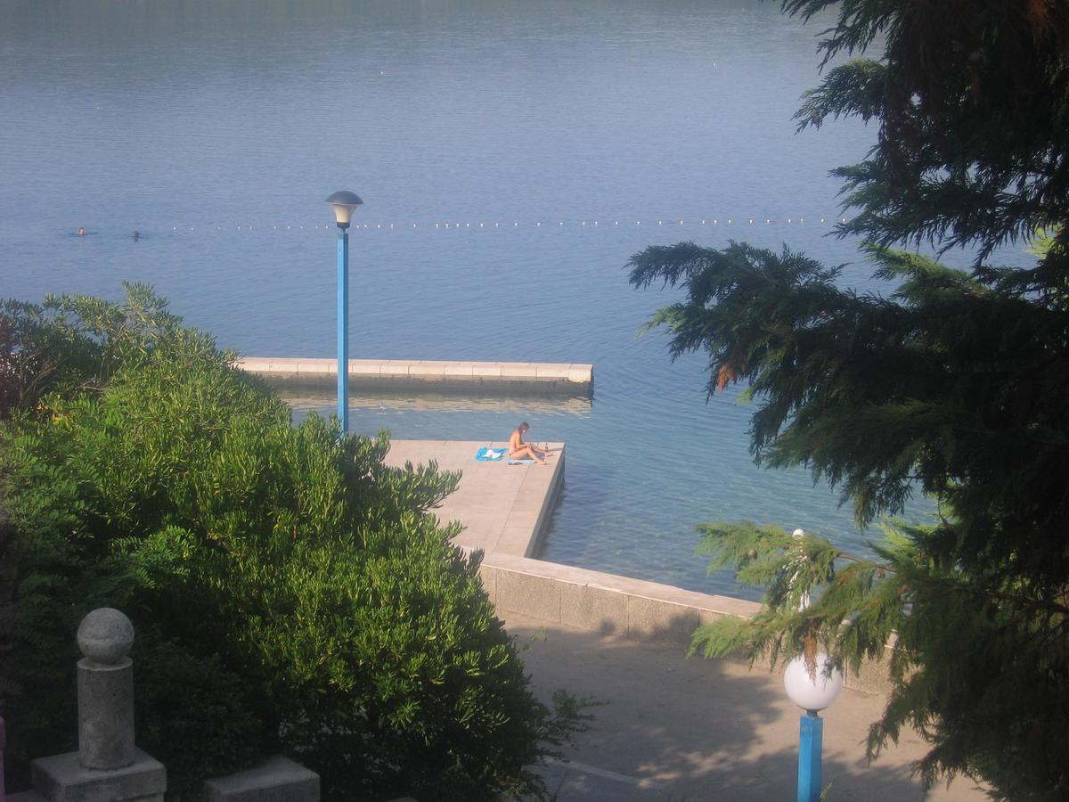 Hotel Zenit Neum Exteriör bild